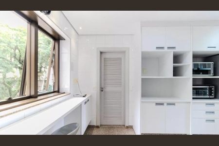 Apartamento à venda com 303m², 3 quartos e 4 vagasFoto 40