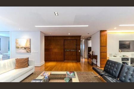 Apartamento à venda com 303m², 3 quartos e 4 vagasFoto 13