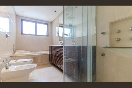 Apartamento à venda com 303m², 3 quartos e 4 vagasFoto 27