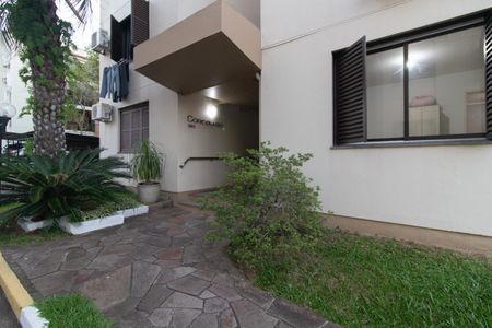 Apartamento para alugar com 65m², 2 quartos e sem vaga Apartamento para alugar com 65m², 2 quartos e sem vagaEntrada