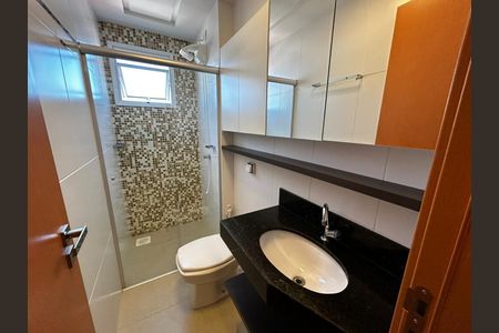 Apartamento para alugar com 3 quartos, 139m² em Santa Mônica, Uberlândia