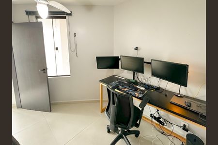 Casa de condomínio para alugar com 112m², 3 quartos e 2 vagasQuarto 2