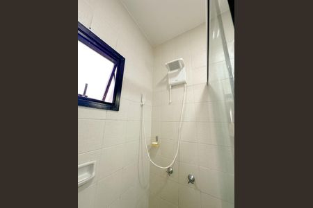 Casa de condomínio para alugar com 112m², 3 quartos e 2 vagasBanheiro da Suíte