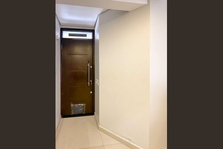 Sala de casa de condomínio para alugar com 3 quartos, 112m² em Canasvieiras, Florianópolis