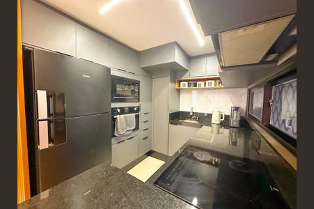 Casa de condomínio para alugar com 112m², 3 quartos e 2 vagasCozinha