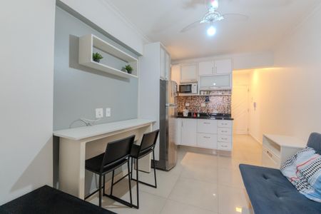 Sala de kitnet/studio para alugar com 1 quarto, 20m² em Consolação, São Paulo