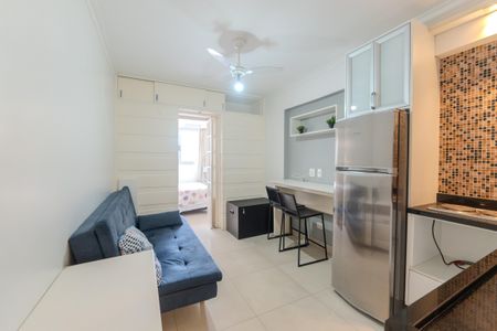 Sala de kitnet/studio para alugar com 1 quarto, 20m² em Consolação, São Paulo