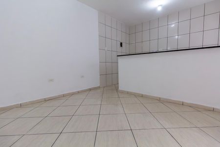 Casa para alugar com 47m², 2 quartos e sem vagaSala e cozinha