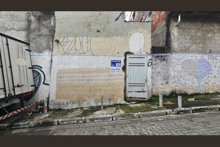 Casa para alugar com 47m², 2 quartos e sem vagaFachada