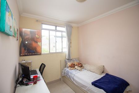 Apartamento à venda com 70m², 3 quartos e 1 vagaQuarto 2