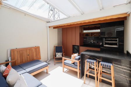 Casa à venda com 119m², 3 quartos e 2 vagasChurrasqueira