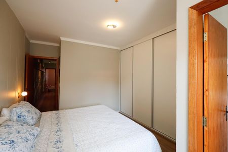 Casa à venda com 119m², 3 quartos e 2 vagasSuíte 