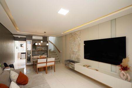 Sala  de casa à venda com 3 quartos, 119m² em Vila Medeiros, São Paulo