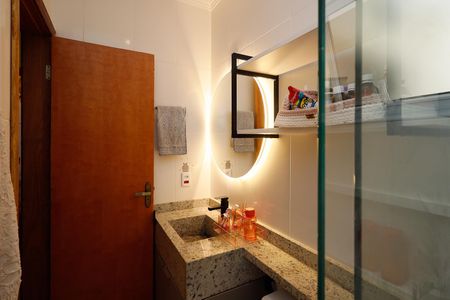 Casa à venda com 119m², 3 quartos e 2 vagasBanheiro 2 