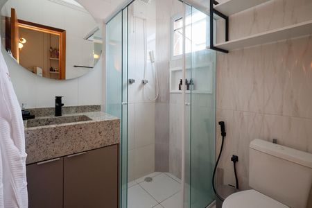 Casa à venda com 119m², 3 quartos e 2 vagasBanheiro da Suíte