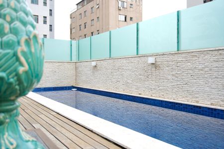 Apartamento à venda com 318m², 3 quartos e 3 vagas Apartamento à venda com 318m², 3 quartos e 3 vagasÁrea Privada - Piscina