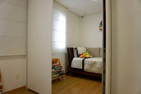 Apartamento à venda com 318m², 3 quartos e 3 vagas Apartamento à venda com 318m², 3 quartos e 3 vagasQuarto 2