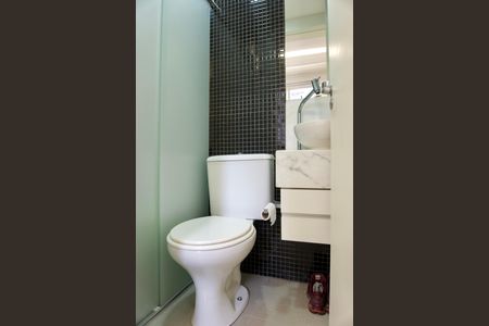 Apartamento à venda com 318m², 3 quartos e 3 vagas Apartamento à venda com 318m², 3 quartos e 3 vagasBanheiro de serviço