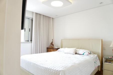 Apartamento à venda com 318m², 3 quartos e 3 vagas Apartamento à venda com 318m², 3 quartos e 3 vagasSuíte (Quarto 3)