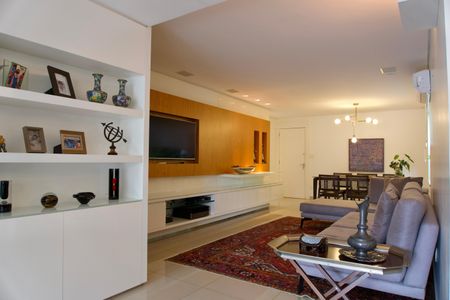 Sala de apartamento à venda com 3 quartos, 318m² em Carmo, Belo Horizonte