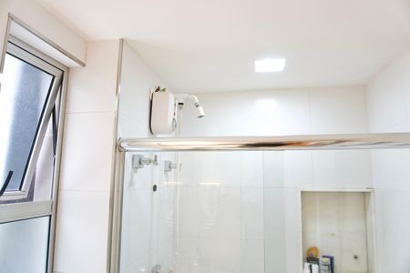 Apartamento à venda com 318m², 3 quartos e 3 vagas Apartamento à venda com 318m², 3 quartos e 3 vagasBanheiro da Suíte