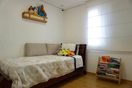 Apartamento à venda com 318m², 3 quartos e 3 vagas Apartamento à venda com 318m², 3 quartos e 3 vagasQuarto 2