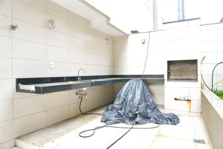 Apartamento à venda com 318m², 3 quartos e 3 vagas Apartamento à venda com 318m², 3 quartos e 3 vagasÁrea comum - Churrasqueira