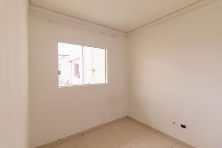 Casa para alugar com 76m², 2 quartos e 2 vagasQuarto 2