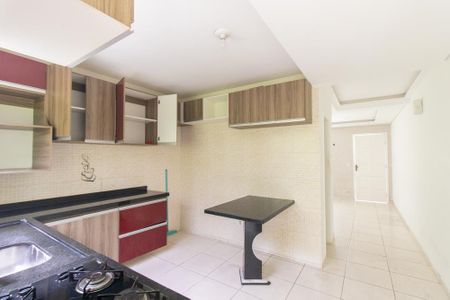 Casa para alugar com 76m², 2 quartos e 2 vagasCozinha