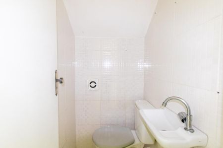 Casa para alugar com 76m², 2 quartos e 2 vagasLavabo