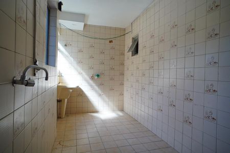 Cozinha  de apartamento para alugar com 1 quarto, 42m² em Agronomia, Porto Alegre