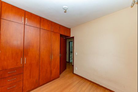 Quarto 1 de apartamento para alugar com 2 quartos, 47m² em Nova Granada, Belo Horizonte