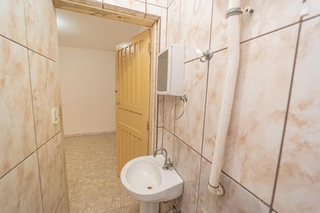 Banheiro de casa para alugar com 1 quarto, 40m² em Jardim Brasilia, São Paulo