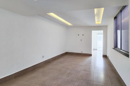 Apartamento para alugar com 65m², 1 quarto e sem vagaSala 