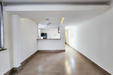 Sala  de apartamento para alugar com 1 quarto, 65m² em Vila Isabel, Rio de Janeiro