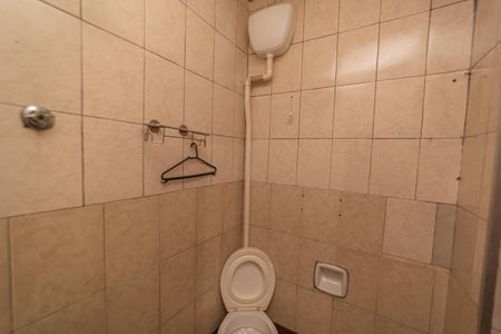 Casa para alugar com 60m², 1 quarto e sem vaga Casa para alugar com 60m², 1 quarto e sem vagaBanheiro