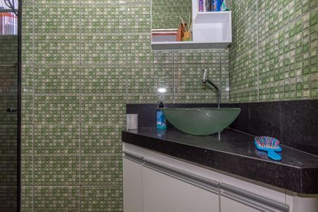 Casa para alugar com 125m², 2 quartos e 2 vagasBanheiro 