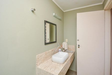 Casa à venda com 202m², 4 quartos e 1 vaga Casa à venda com 202m², 4 quartos e 1 vagaLavabo