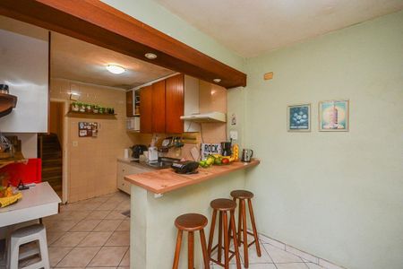 Casa à venda com 202m², 4 quartos e 1 vaga Casa à venda com 202m², 4 quartos e 1 vagaCozinha