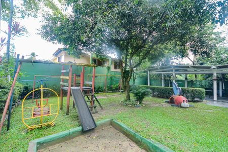 Casa à venda com 202m², 4 quartos e 1 vaga Casa à venda com 202m², 4 quartos e 1 vagaÁrea comum - Playground