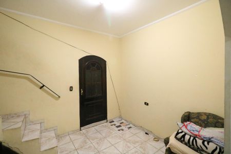 Casa à venda com 48m², 4 quartos e 1 vaga Casa à venda com 48m², 4 quartos e 1 vagaSala