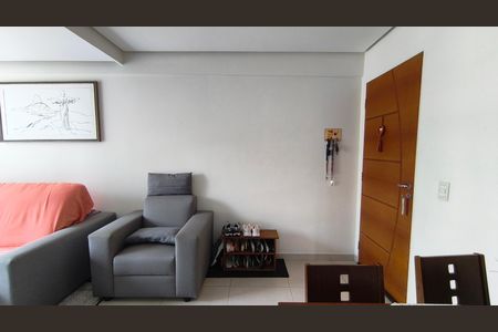 Apartamento à venda com 66m², 3 quartos e 2 vagasSala