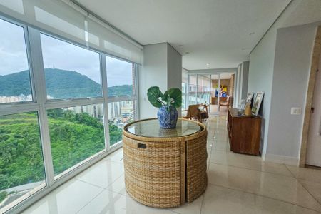 Apartamento para alugar com 271m², 5 quartos e 4 vagasvaranda