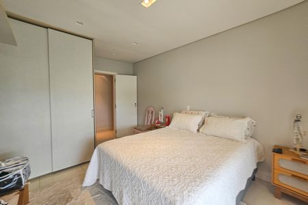 Apartamento para alugar com 271m², 5 quartos e 4 vagasSuíte 2