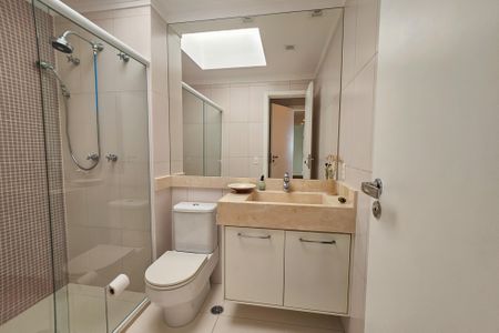 Apartamento para alugar com 271m², 5 quartos e 4 vagasbanheiro da suíte 4