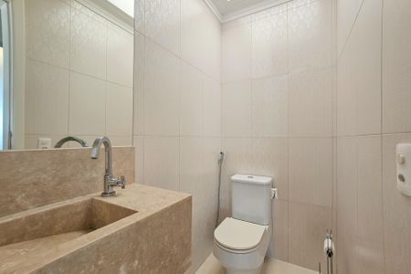 Apartamento para alugar com 271m², 5 quartos e 4 vagaslavabo