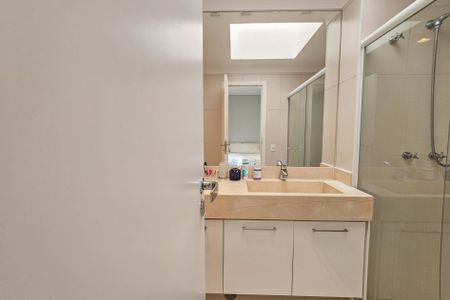 Apartamento para alugar com 271m², 5 quartos e 4 vagasbanheiro da suíte 2