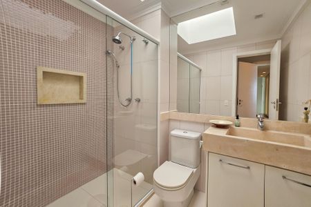 Apartamento para alugar com 271m², 5 quartos e 4 vagasbanheiro da suíte 4