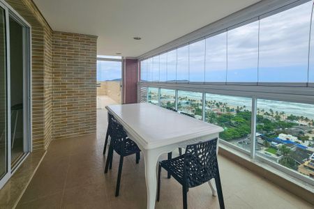 varanda  de apartamento para alugar com 5 quartos, 271m² em Jardim Belmar, Guarujá