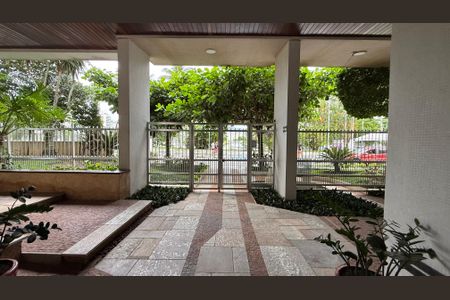 Apartamento para alugar com 144m², 3 quartos e 1 vagaFachada
